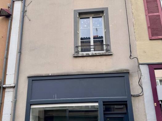 Immeuble à vendre 90 000 € 118 m² Sud Brioude 43100