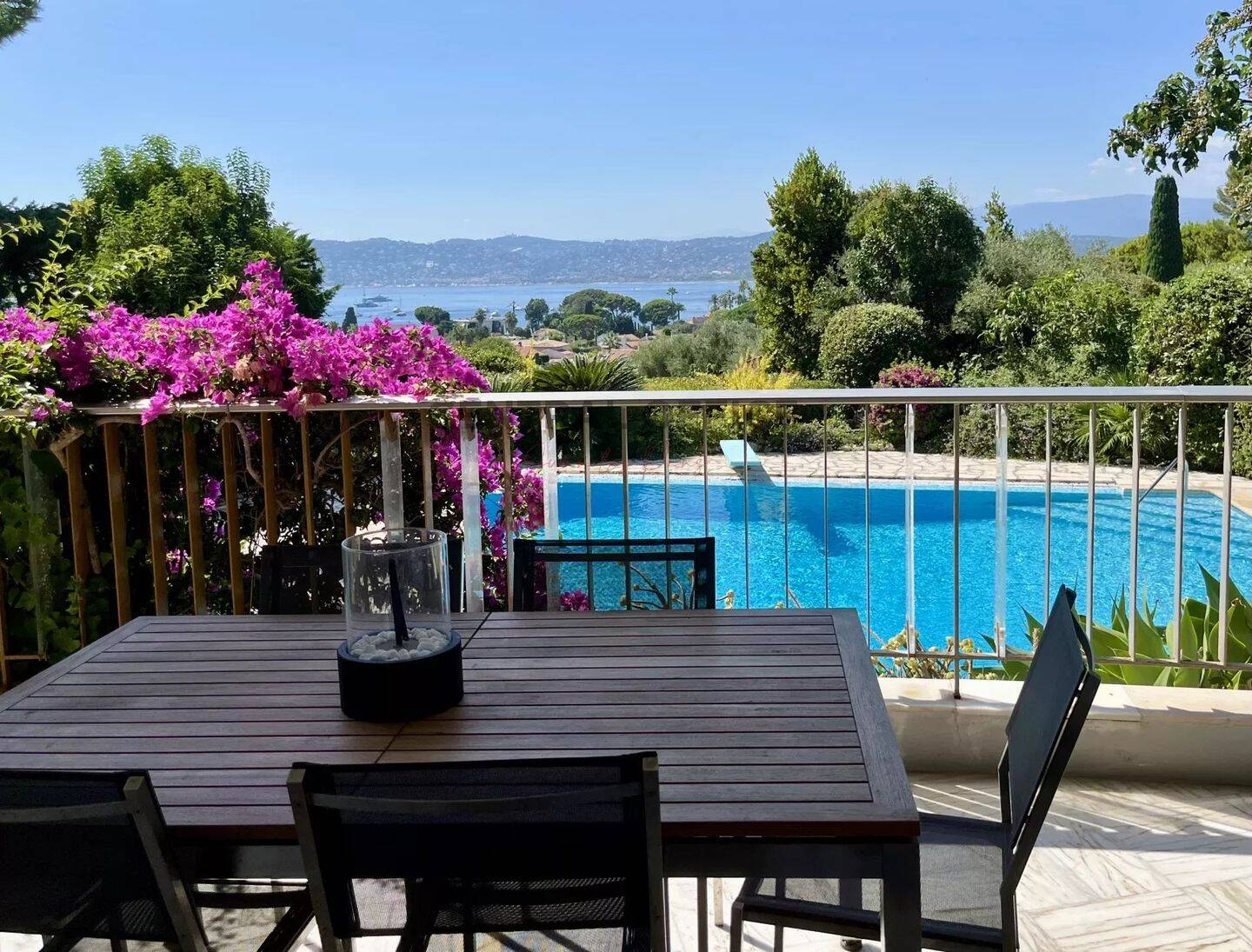 Appartement 5 pièces 129 m² · à Antibes · 129,5 m² · 1 700 000 €