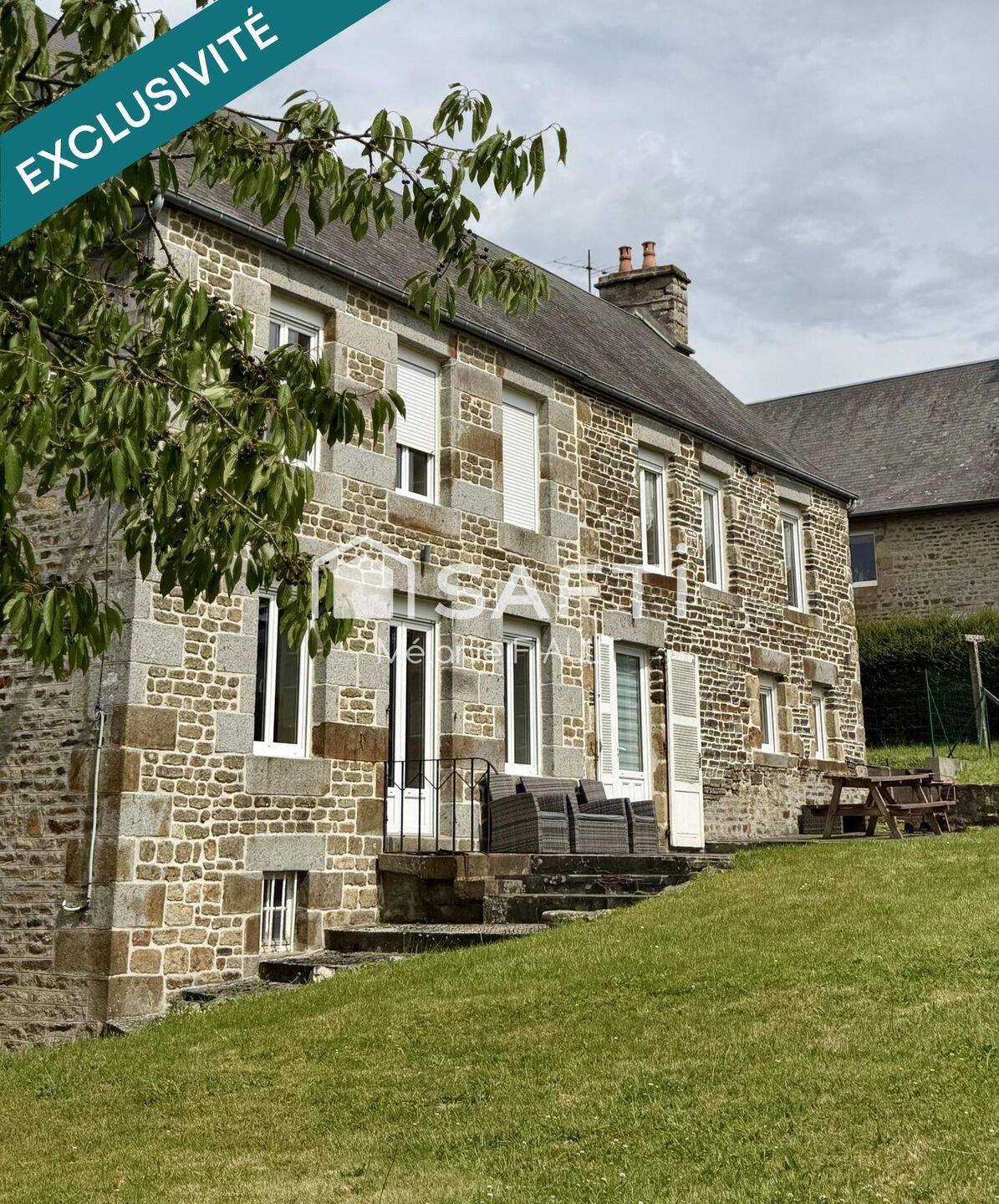 Maison 8 pièces 148 m² · à Cerisy-Belle-Étoile · 148 m² · 160 000 €
