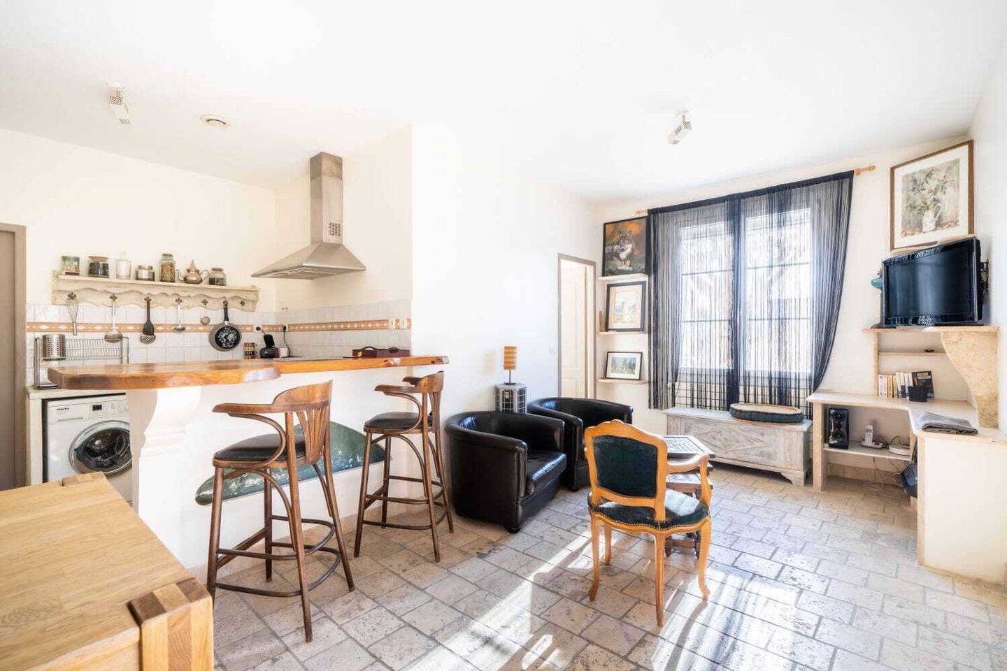 Maison 8 pièces 120 m² · à Beaumes-de-Venise · 120 m² · 291 000 €