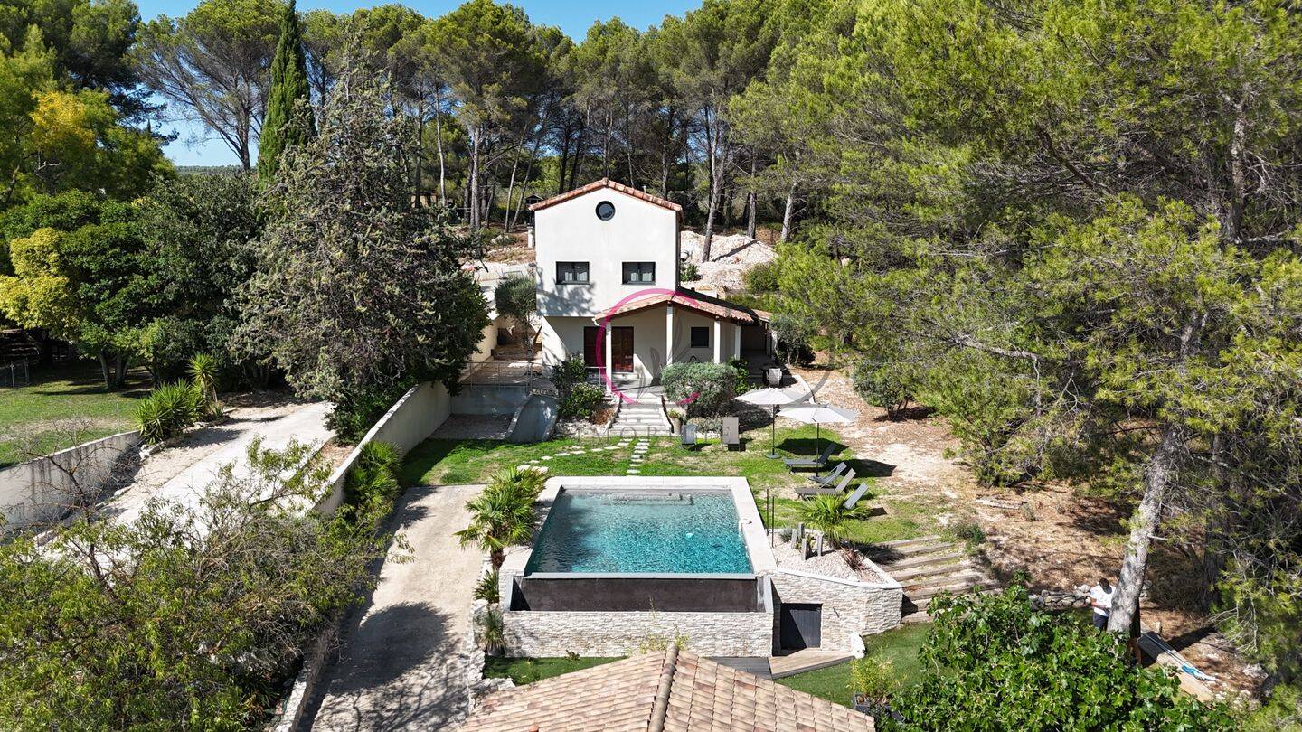 Maison 7 pièces 154 m² · à Ventabren · 154 m² · 855 000 €