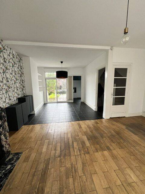Maison 6 pièces 128 m² · à Marcq-en-Barœul · 128,4 m² · 1 950 €