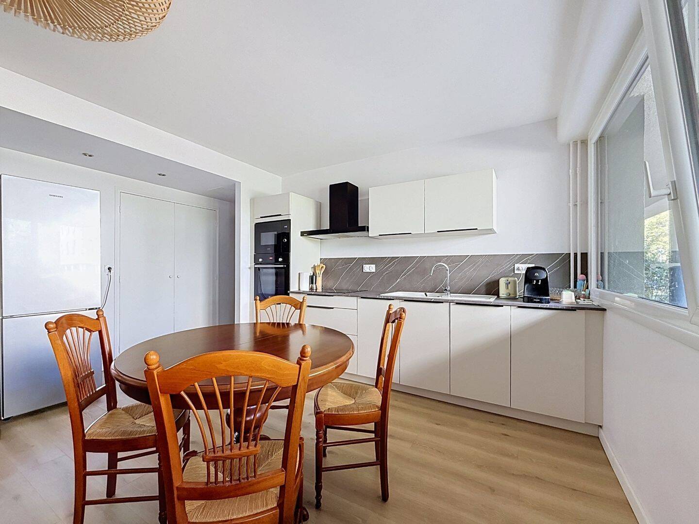 Appartement 4 pièces 80 m² · à Saint-Cyr-sur-Loire · 80 m² · 184 000 €