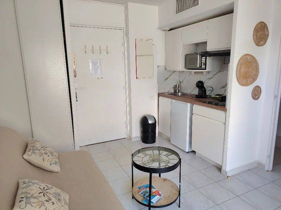 Appartement 2 pièces 27 m² · à Vallauris · 27 m² · 800 €/mois