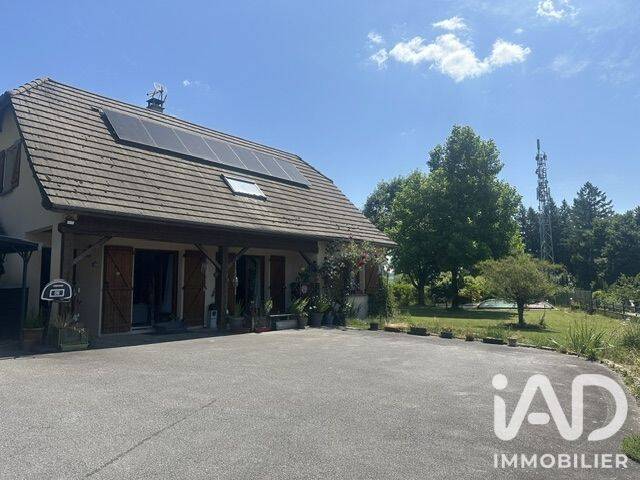 Maison 6 pièces 159 m² · à Corrèze · 159 m² · 242 000 €
