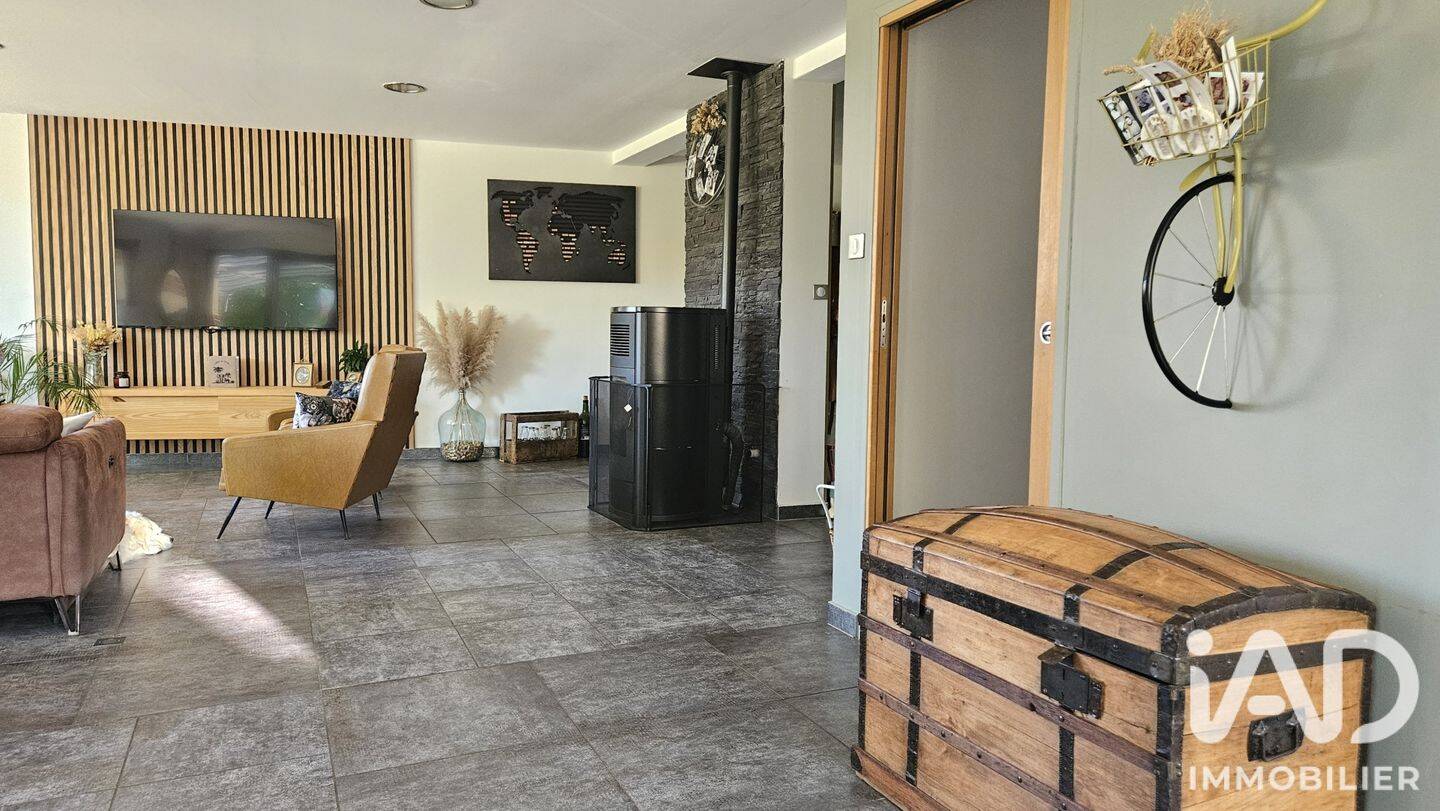 Maison 7 pièces 180 m² · à Villers-Bocage · 180 m² · 377 500 €