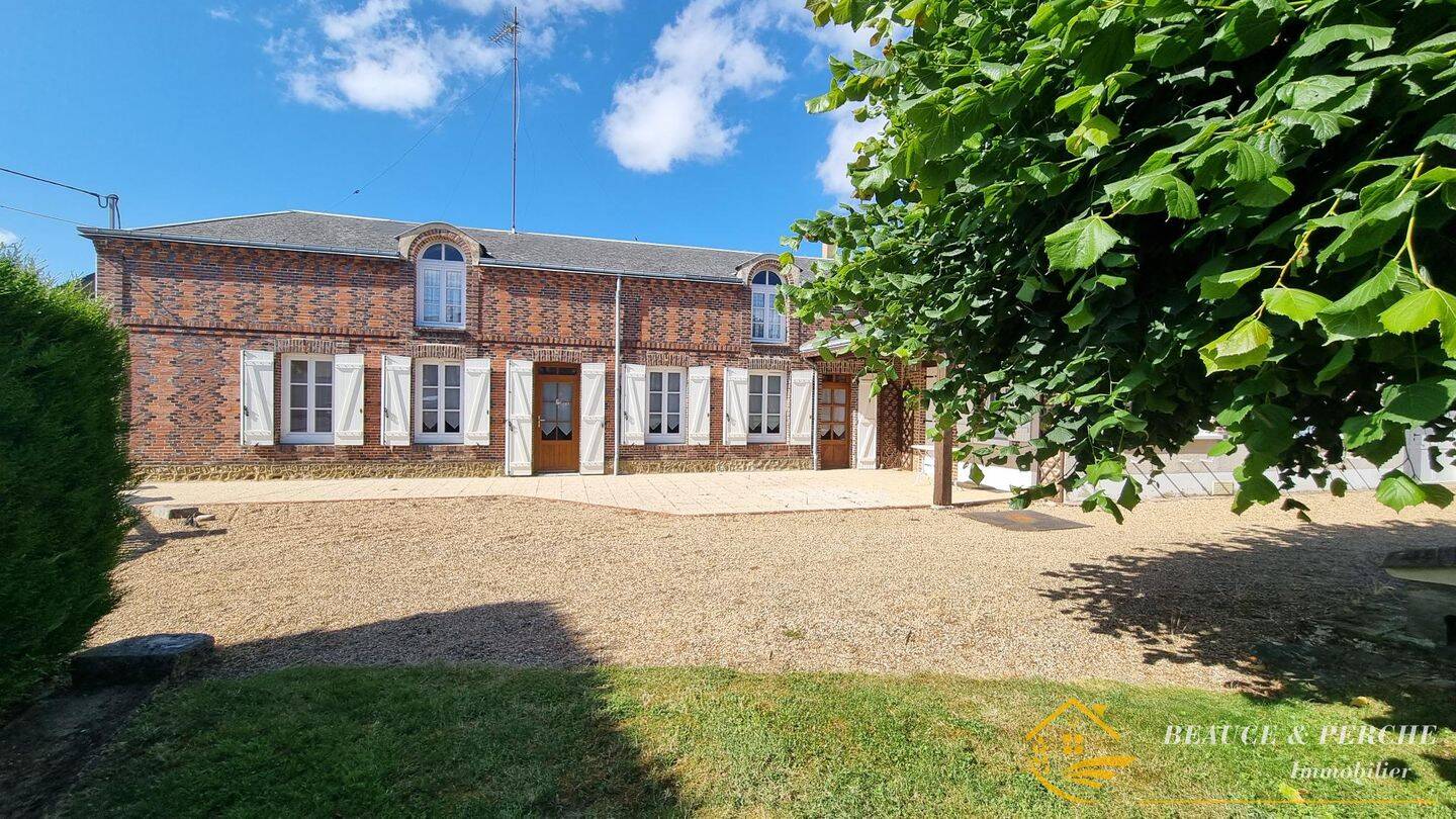 Maison 4 pièces 127 m² · à Brou · 127 m² · 199 500 €