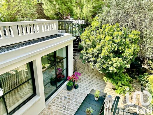 Maison à vendre 1 350 000 € 6 pièces 4 chambres 153 m² 277 m² de terrain Bas Montreuil-République Montreuil 93100