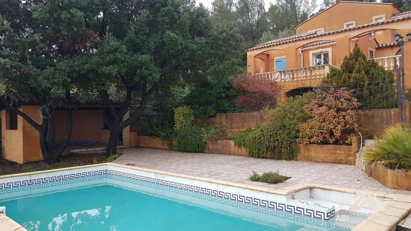Maison 5 pièces 165 m² · à Montarnaud · 164,9 m² · 2 050 €/mois