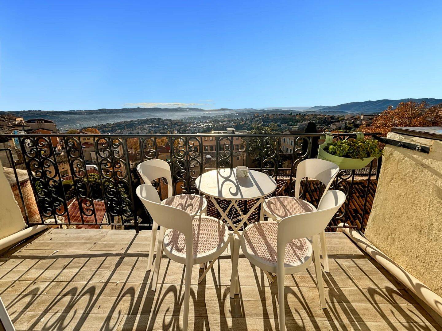 Appartement 4 pièces 102 m² · à Grasse · 102,3 m² · 349 000 €