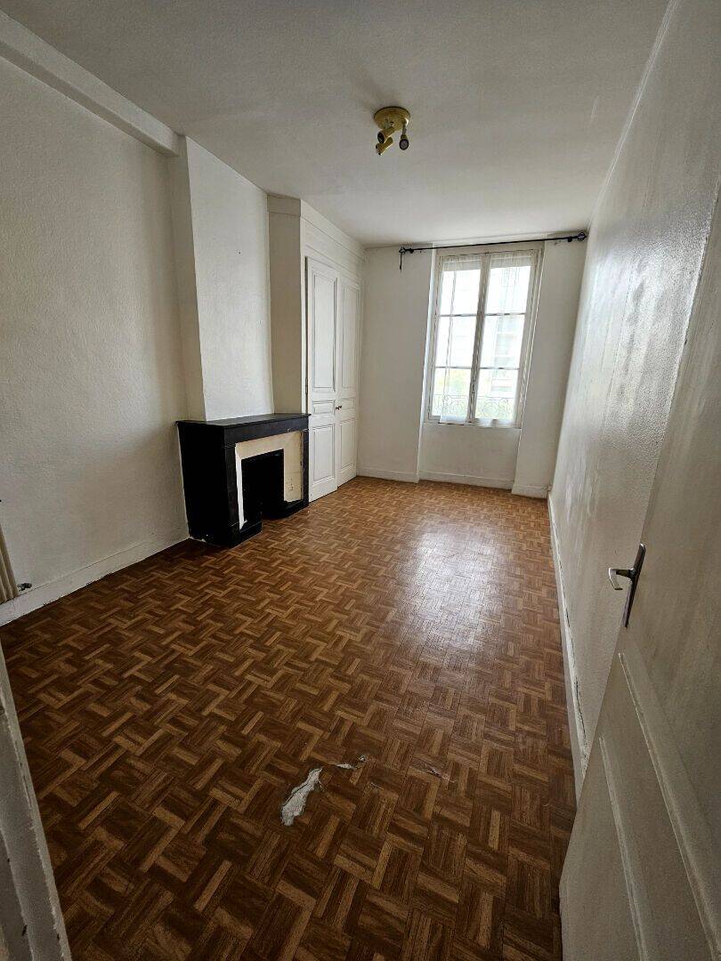 Appartement 2 pièces 52 m² · à Lyon 8ème Arrondissement · 51,8 m² · 178 160 €