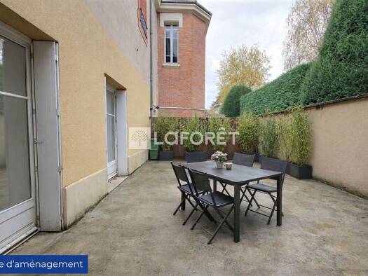 Appartement à vendre 199 000 € 4 pièces 3 chambres 80 m² Étage 1/3 Saint-Martin-en-Haut 69850