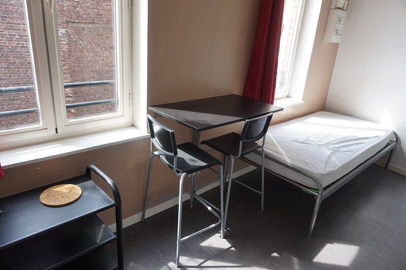 Appartement 1 pièce 16 m² · à Lille · 16 m² · 328 €/mois