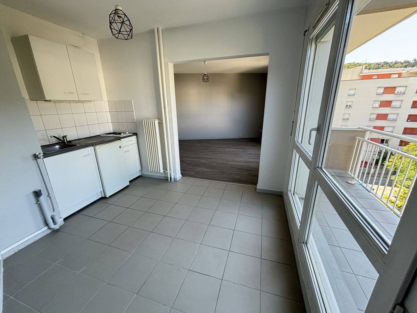 Appartement 1 pièce 32 m² · à Saint-Étienne · 32 m² · 390 €/mois