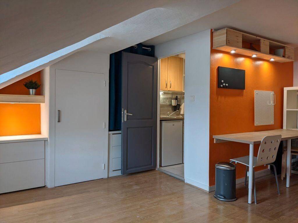 Appartement 2 pièces 16 m² · à Nantes · 16 m² · 527 €