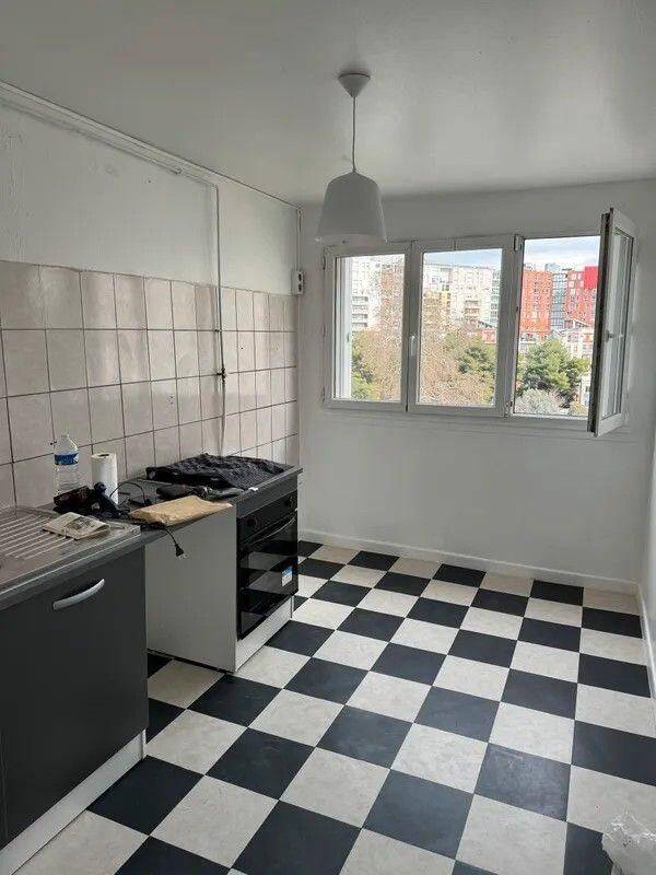 Appartement 5 pièces 92 m² · à Marseille 14ème Arrondissement · 92 m² · 1 150 €/mois