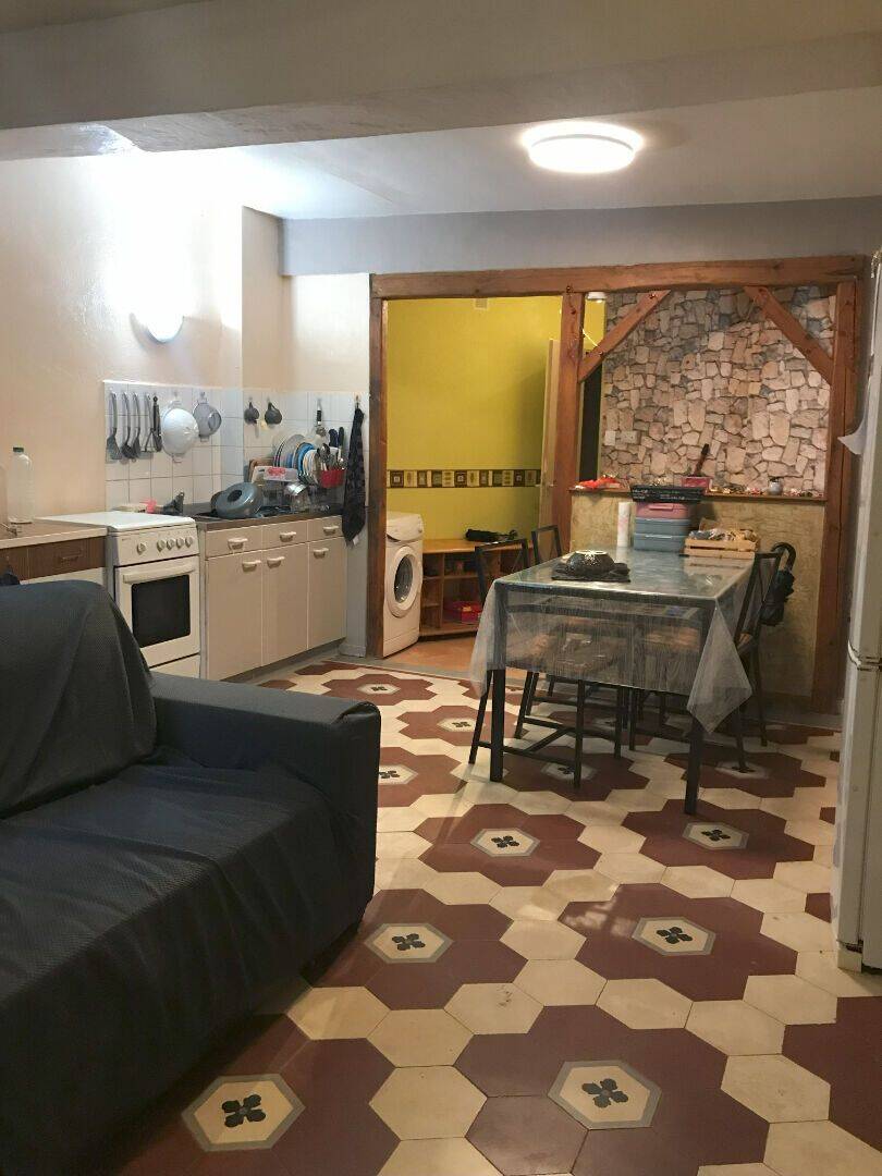 Appartement 1 pièce 59 m² · à Tournus · 58,9 m² · 370 €