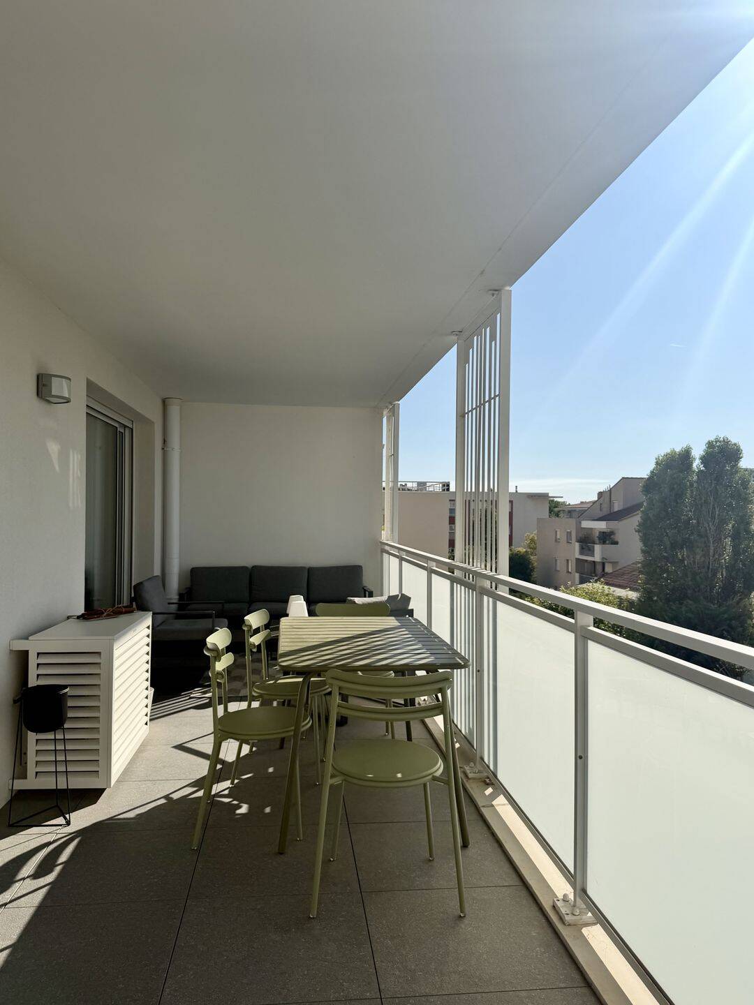 Appartement 3 pièces 60 m² · à Marseille 8ème Arrondissement · 60 m² · 389 000 €