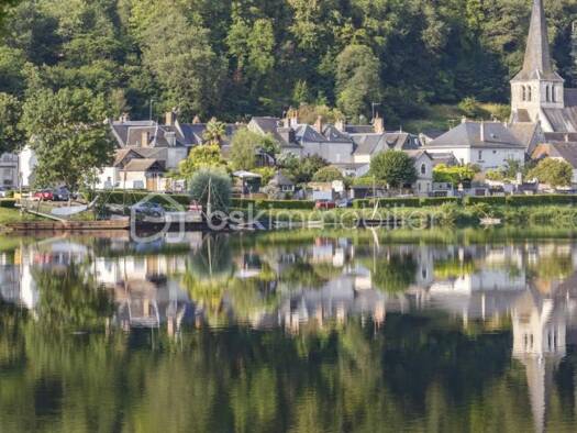 Terrain constructible viabilisé à vendre 119 900 € 839 m² de terrain Savonnières 37510