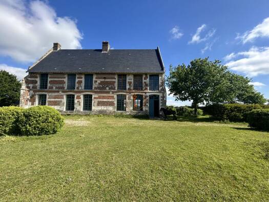 Autres à vendre 799 000 € 310 m² Terres-de-Caux 76640