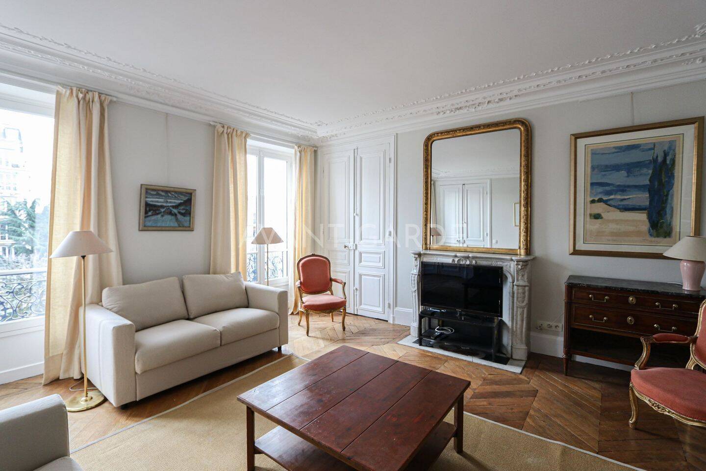 Appartement 5 pièces 127 m² · à Neuilly-sur-Seine · 127,1 m² · 4 200 €/mois