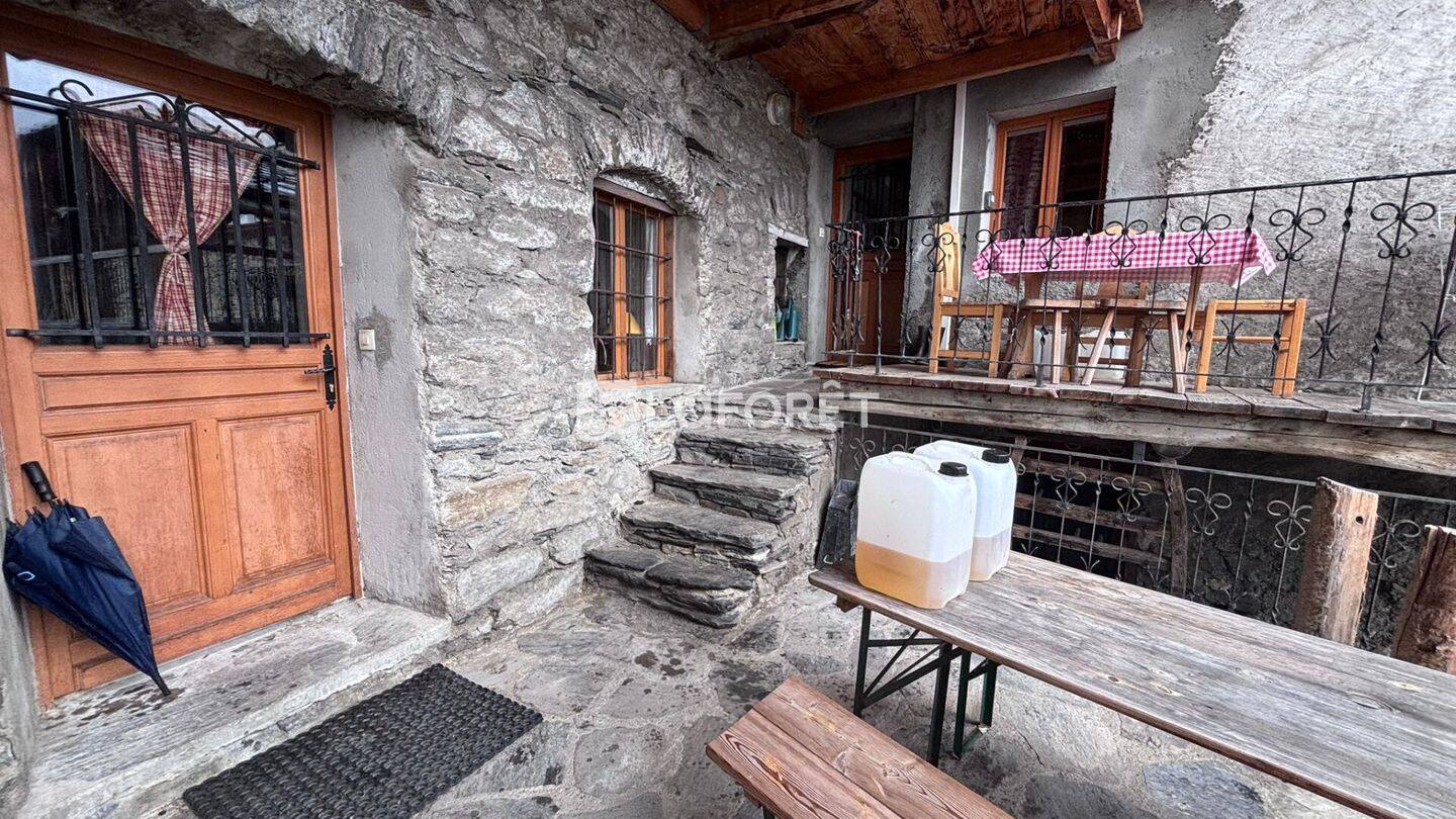 Appartement 3 pièces 51 m² · à Bourg-Saint-Maurice · 50,9 m² · 221 000 €