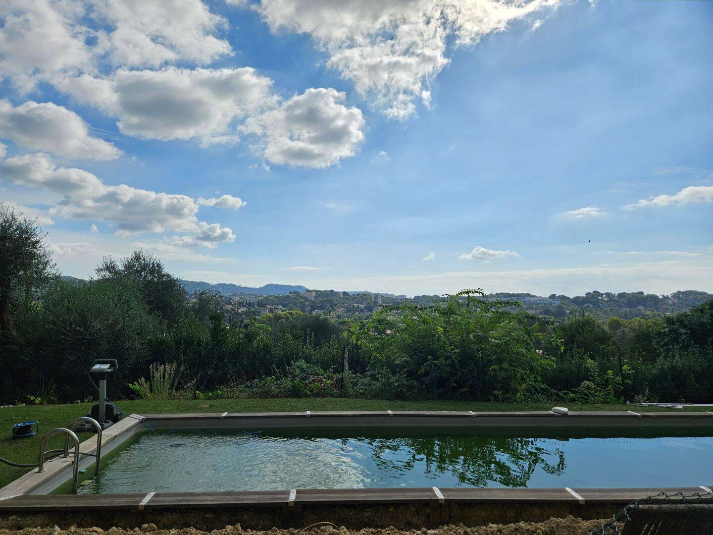 Appartement 2 pièces 80 m² · à Mougins · 79,6 m² · 890 €/mois