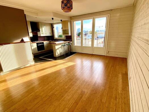 Appartement à vendre 330 000 € 3 pièces 64 m² Étage 4/5 Branly-Boissière Montreuil 93100