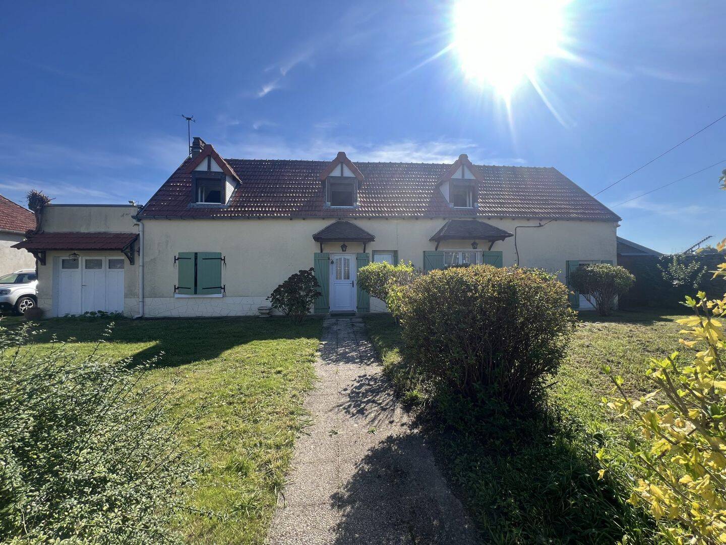 Maison 8 pièces 148 m² · à Saint-Saturnin · 148 m² · 149 000 €