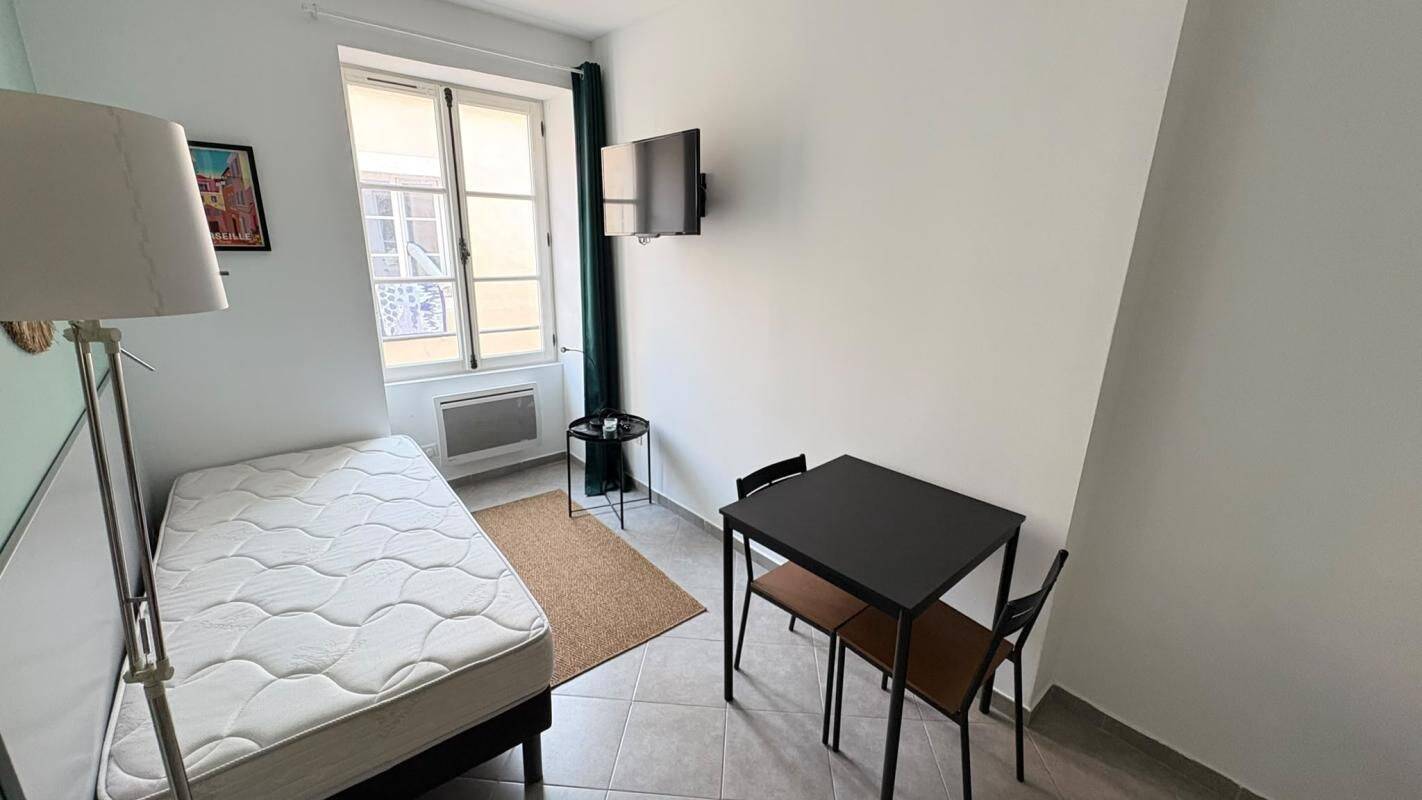 Appartement 1 pièce 18 m² · à Marseille 2ème Arrondissement · 18 m² · 590 €