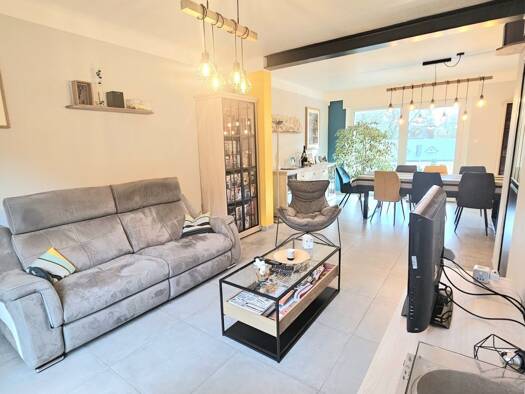 Maison à vendre 385 000 € 6 pièces 3 chambres 102 m² 509 m² de terrain Saulnes 54650