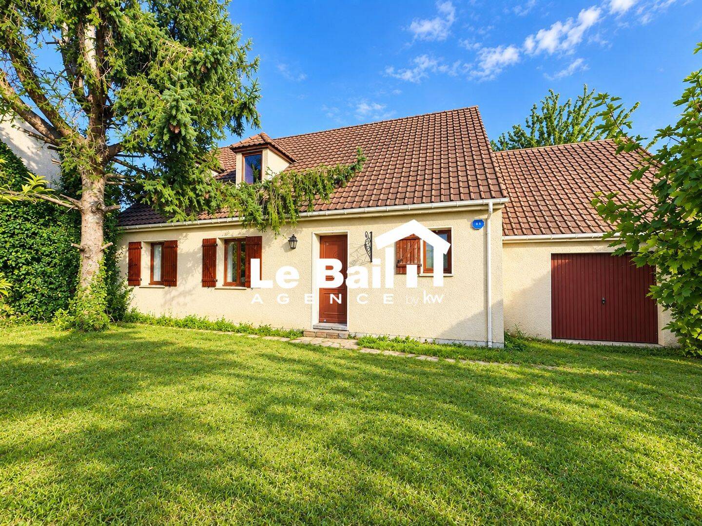 Maison 7 pièces 137 m² · à Osny · 137 m² · 349 500 €