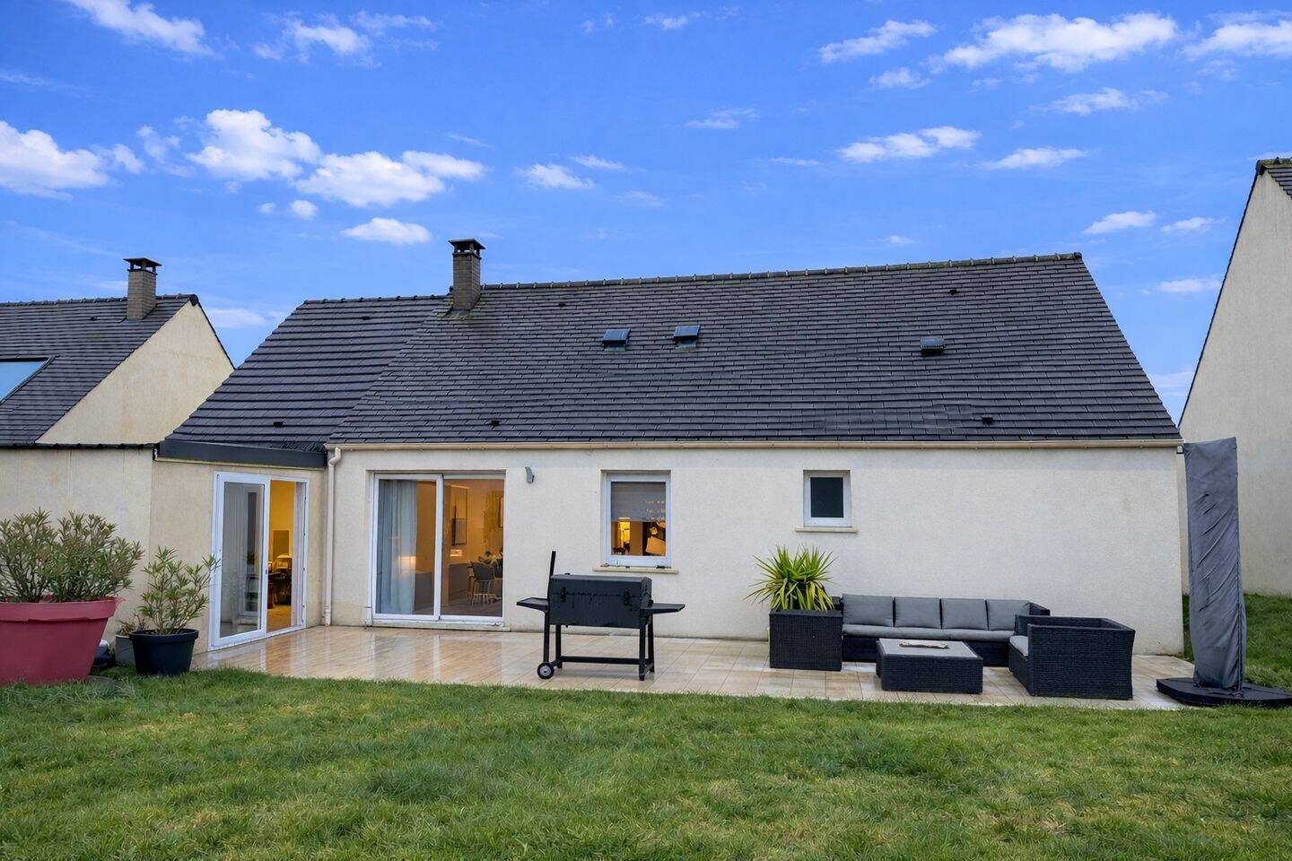 Maison 6 pièces 90 m² · à Neuilly-en-Thelle · 90 m² · 345 000 €
