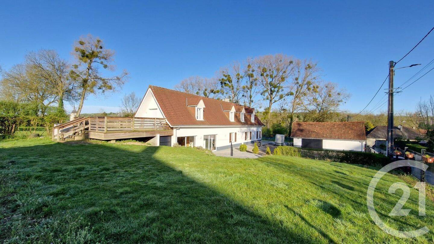 Maison 8 pièces 183 m² · à Montreuil-sur-Mer · 183 m² · 440 000 €