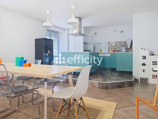 Appartement à vendre 139 000 € 3 pièces 2 chambres 86 m² Étage 1/2 Centre Ville-Chavanne-Hypercentre Saint-Chamond 42400