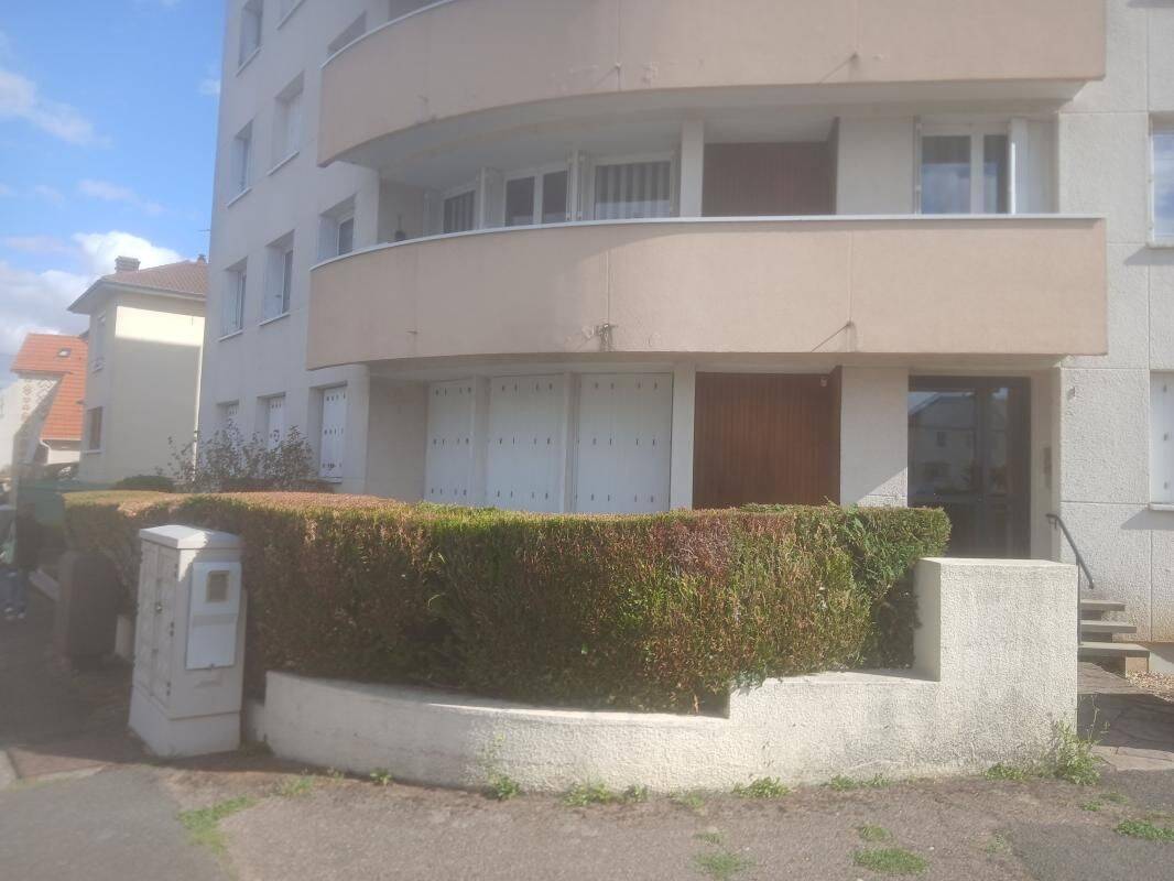 Appartement 5 pièces 93 m² · à Bourges · 92,9 m² · 149 900 €
