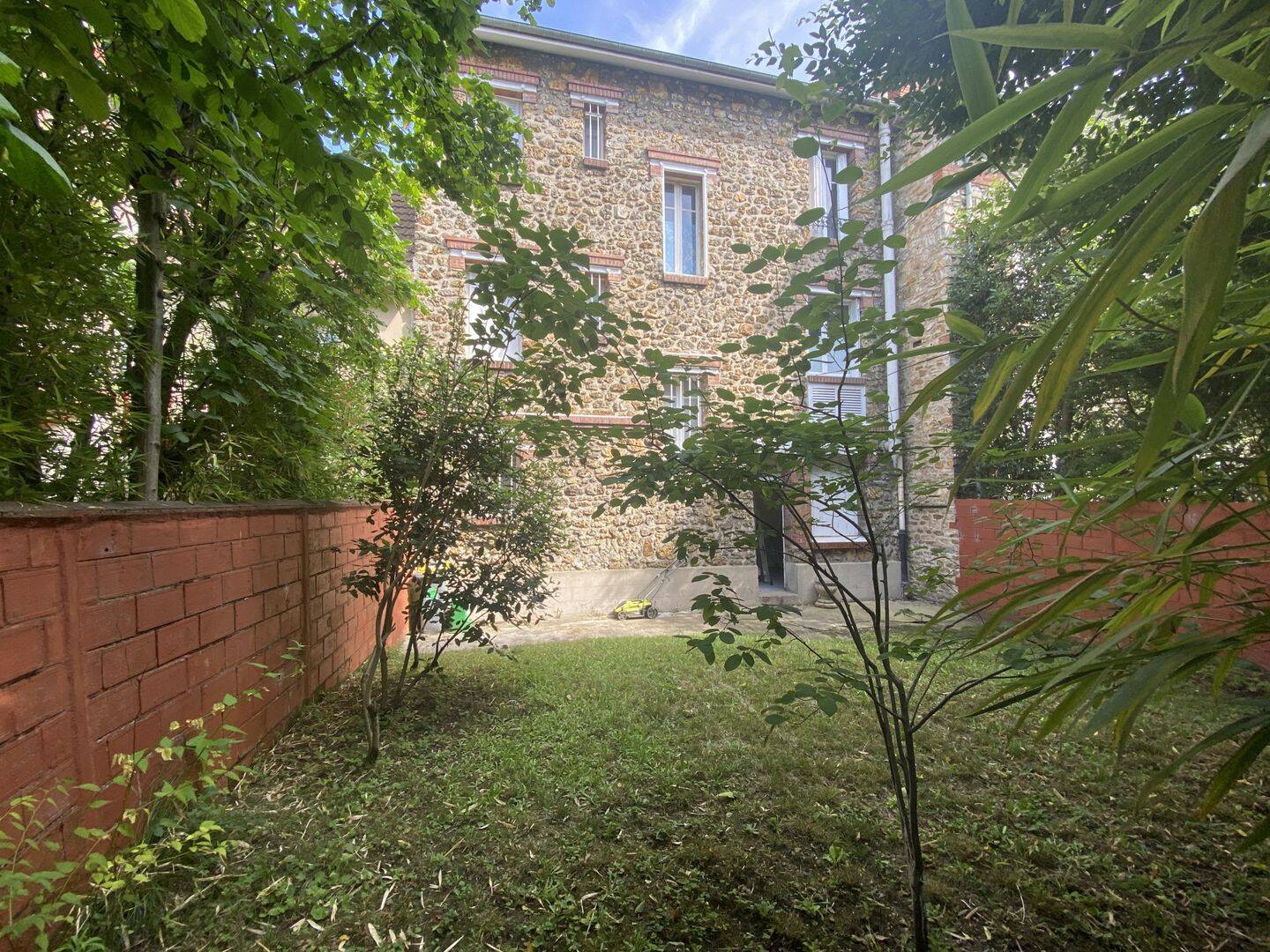 Maison 7 pièces 146 m² · à Enghien-les-Bains · 146 m² · 570 000 €