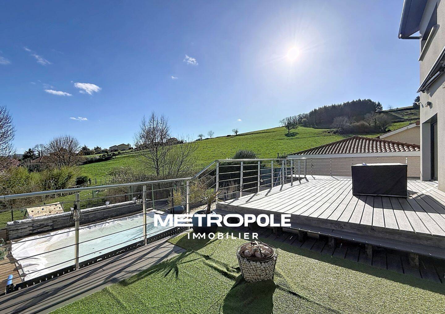 Maison 4 pièces 105 m² · à Vindry-sur-Turdine · 105 m² · 375 000 €