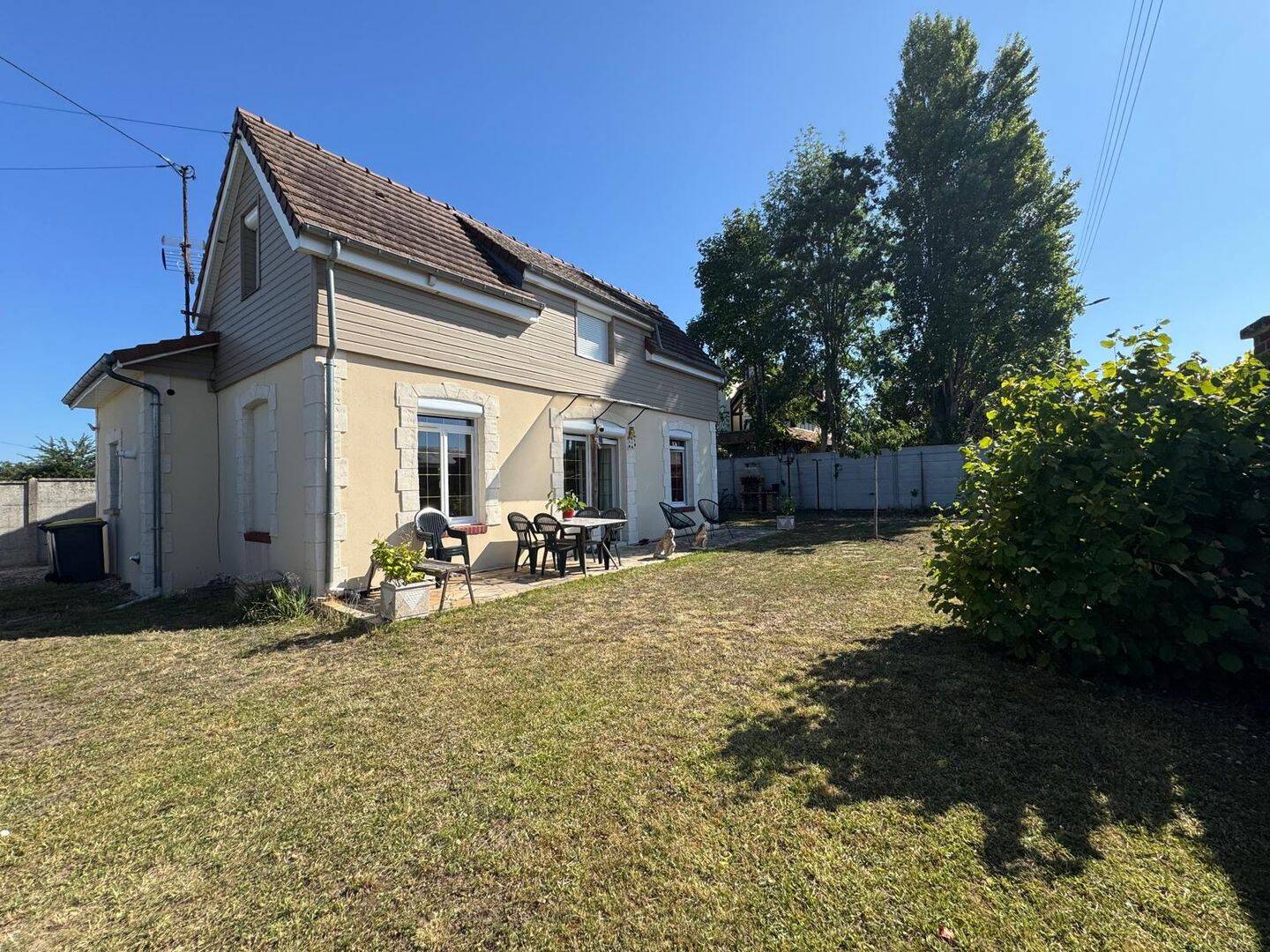 Maison 4 pièces 106 m² · à Saint-Aubin-lès-Elbeuf · 106 m² · 197 000 €