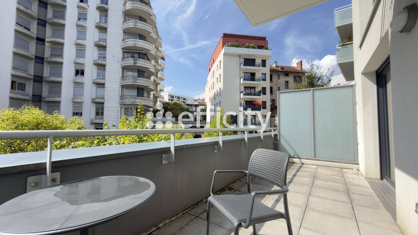 Appartement 1 pièce 36 m² · à Chambéry · 36 m² · 932 €/mois