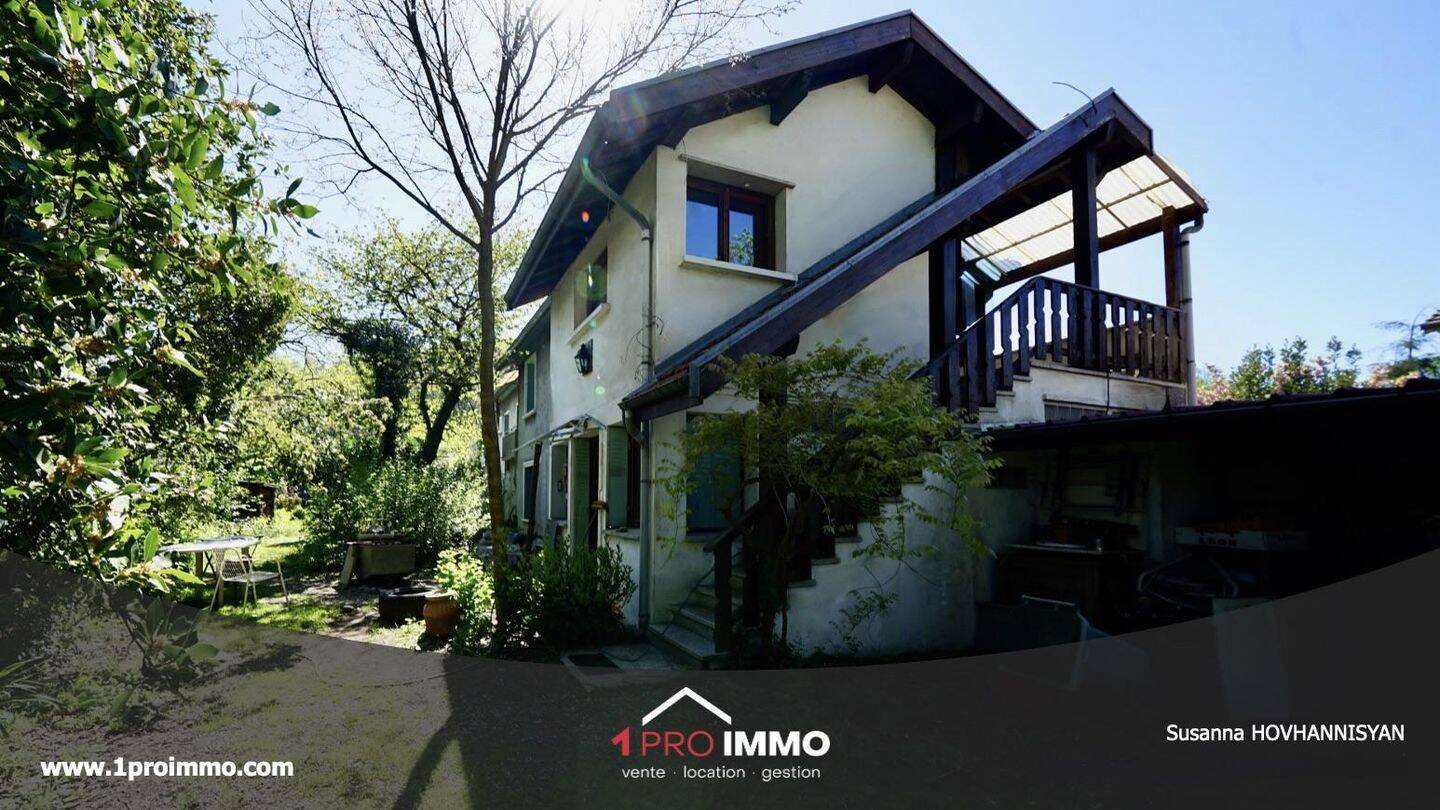 Maison 9 pièces 184 m² · à Échirolles · 184 m² · 320 000 €