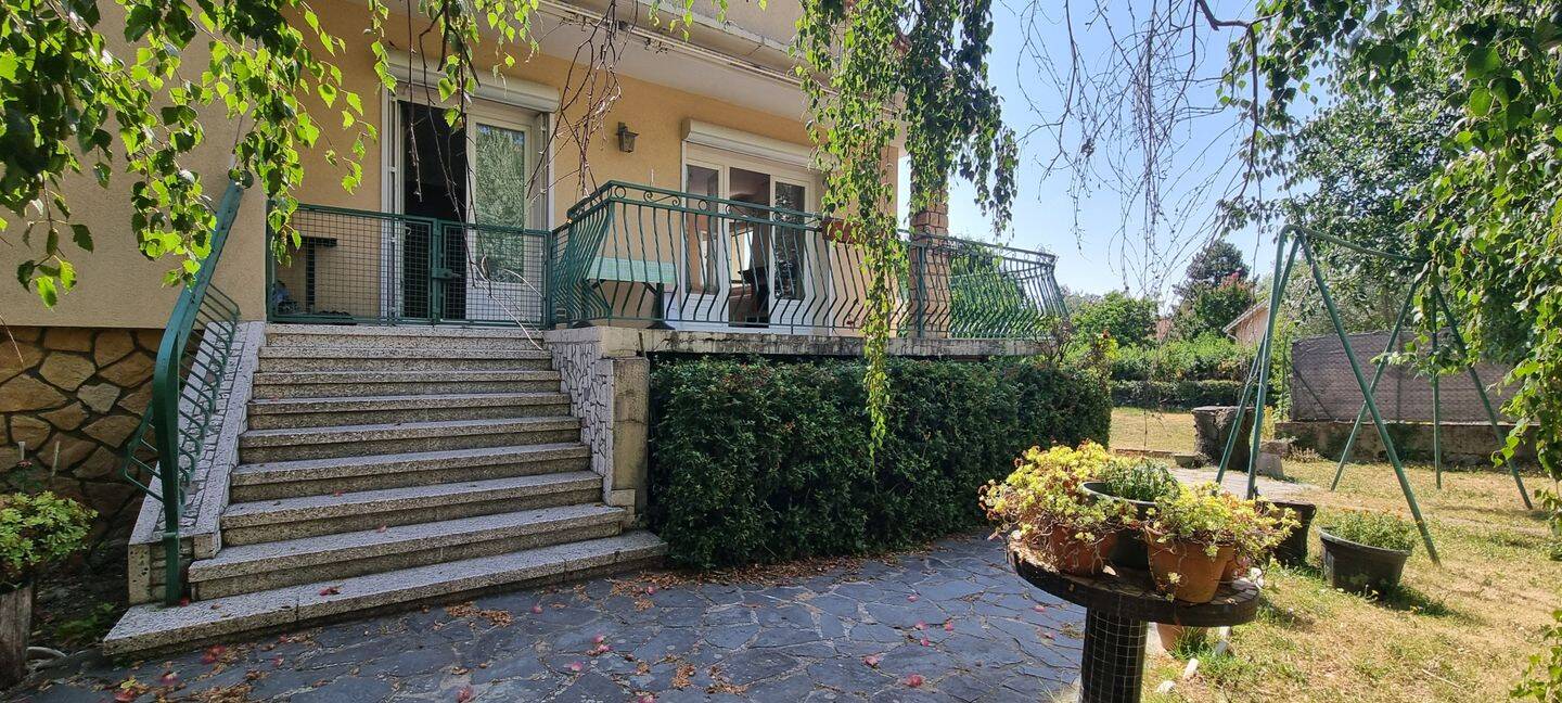 Maison 5 pièces 115 m² · à Sarras · 114,6 m² · 260 000 €