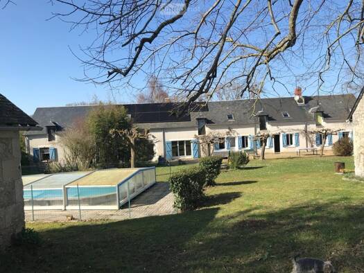 Maison à vendre 360 500 € 8 pièces 5 chambres 310 m² 3 543 m² de terrain Sainte-Solange 18220