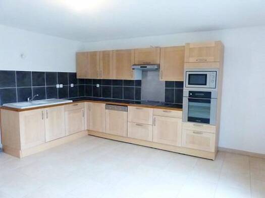 Appartement à vendre 271 000 € 4 pièces 3 chambres 88 m² Étage 2/2 Moret Loing et Orvanne 77250