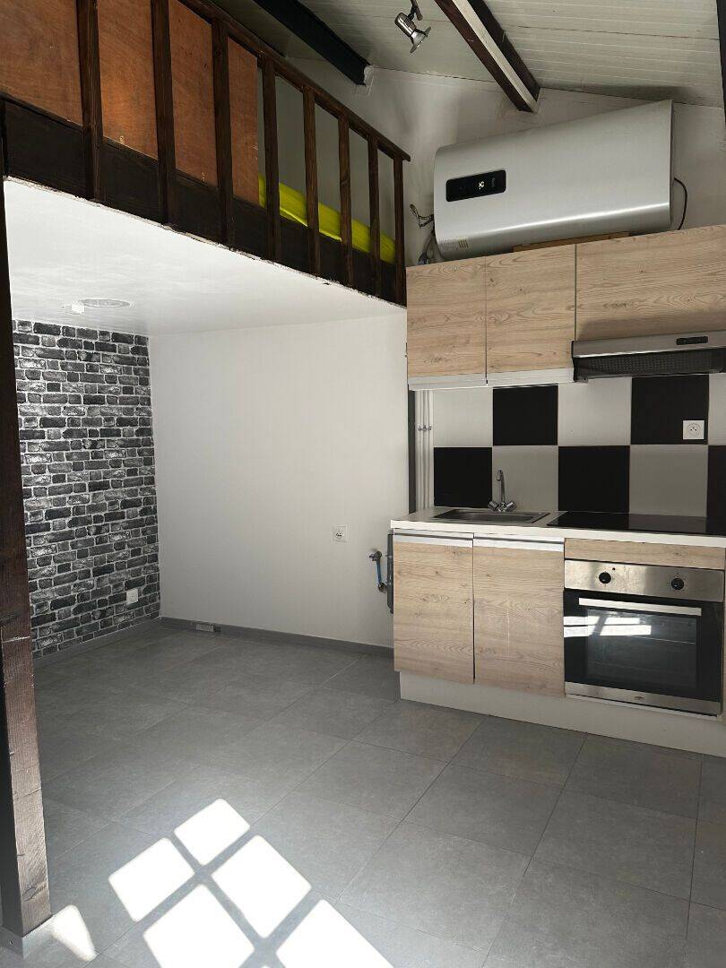 Appartement 1 pièce 23 m² · à Arras · 22,5 m² · 605 €