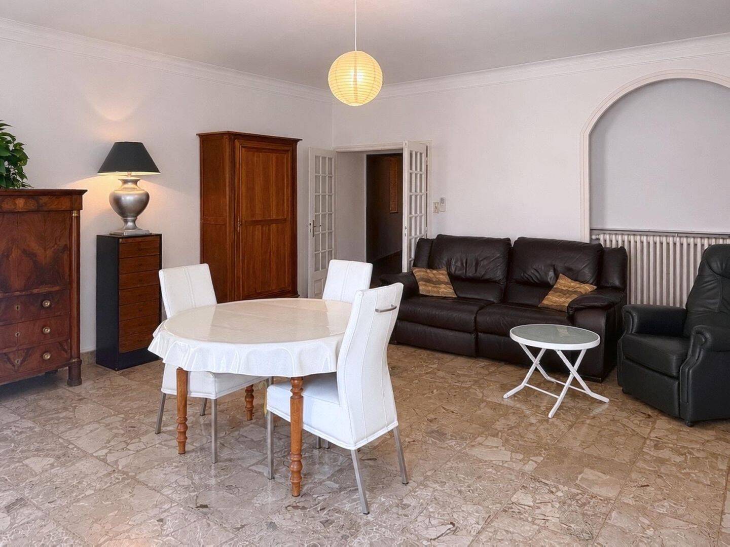 Maison 11 pièces 212 m² · à Bourg-Saint-Andéol · 212 m² · 264 000 €