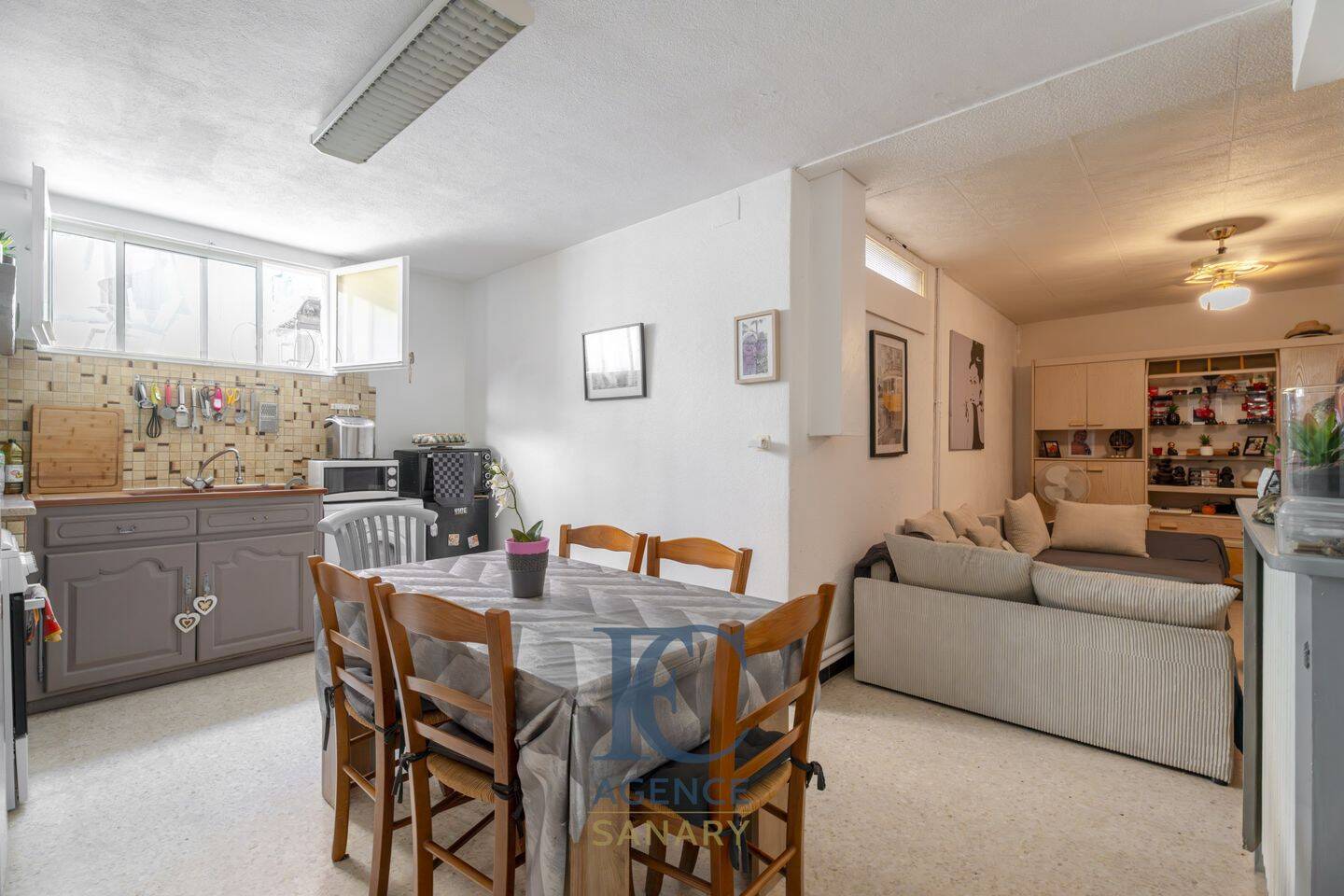 Appartement 4 pièces 82 m² · à Sanary-sur-Mer · 81,6 m² · 296 800 €