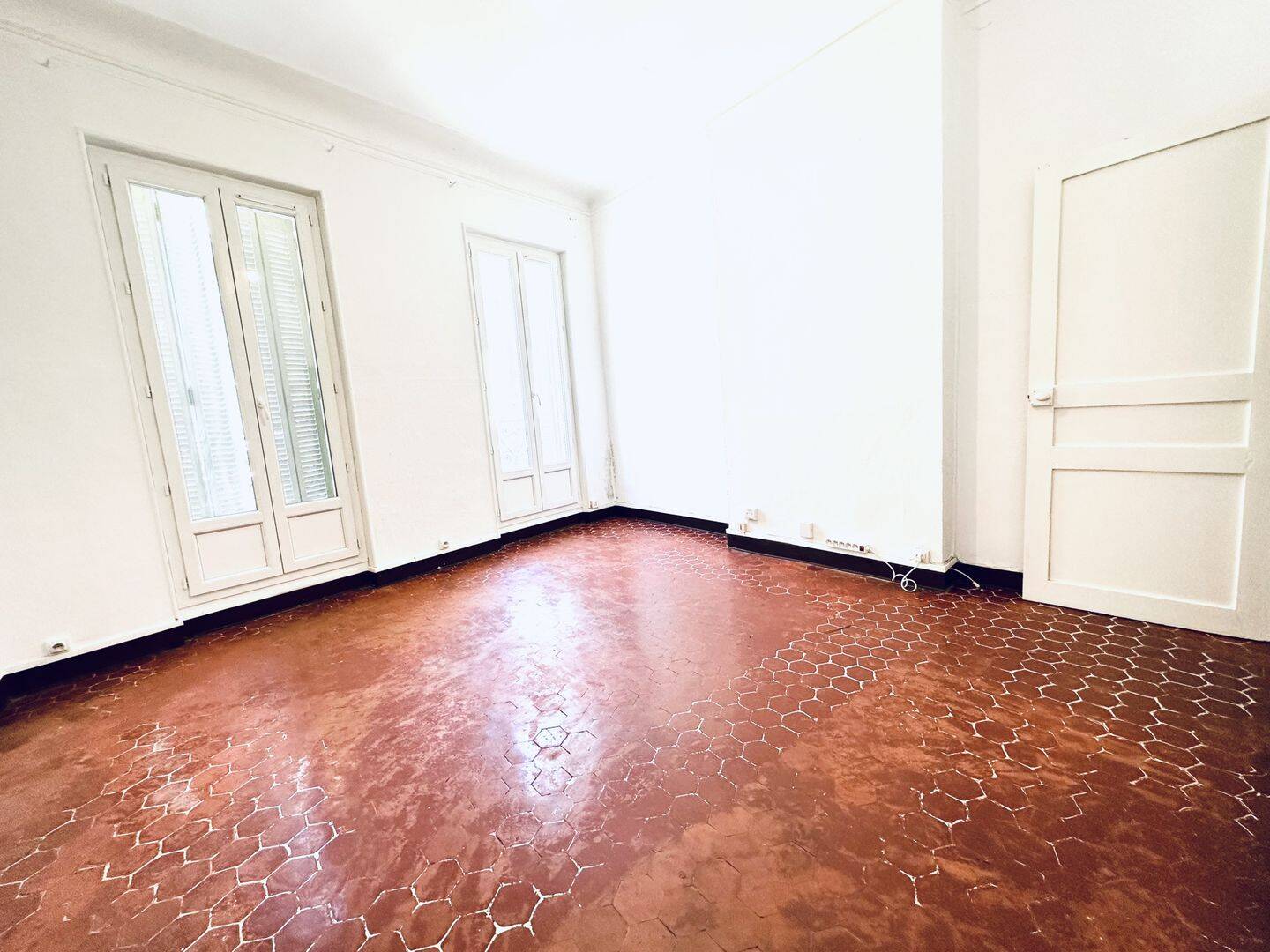 Appartement 3 pièces 56 m² · à Marseille 6ème Arrondissement · 56 m² · 179 500 €