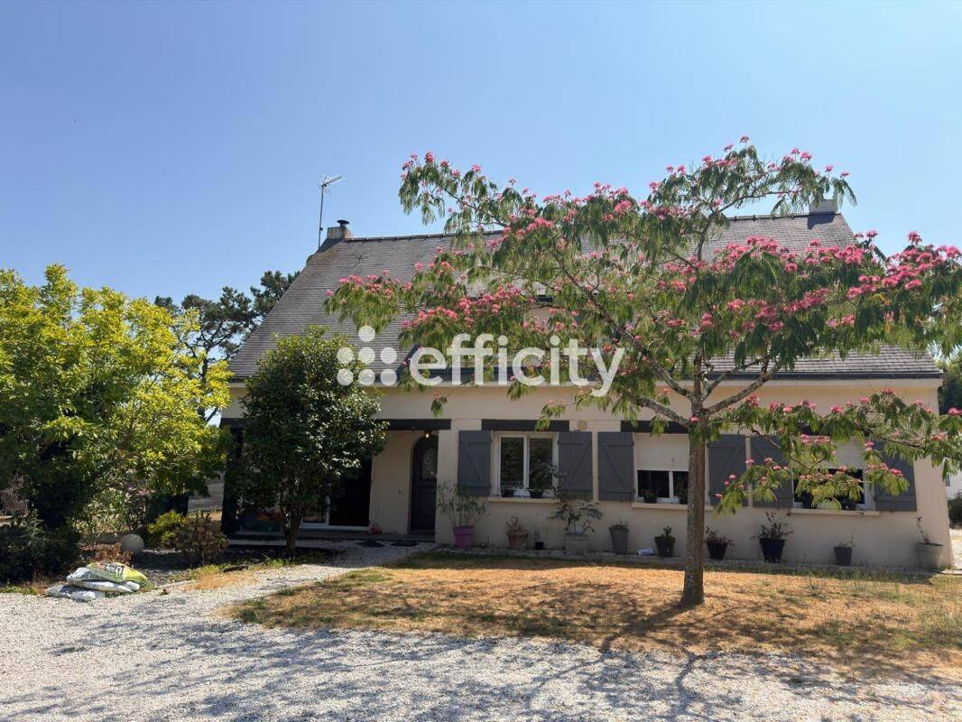 Maison 9 pièces 208 m² · à Saint-Molf · 208 m² · 610 000 €