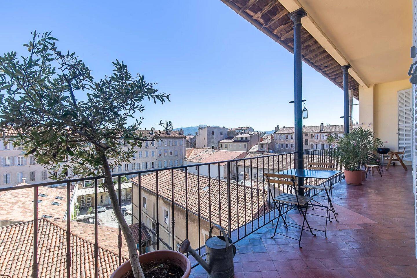 Appartement 5 pièces 177 m² · à Marseille · 177 m² · 690 000 €